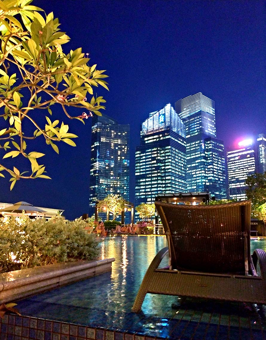 シンガポール Lantern(ランタン) 高層ビル方面