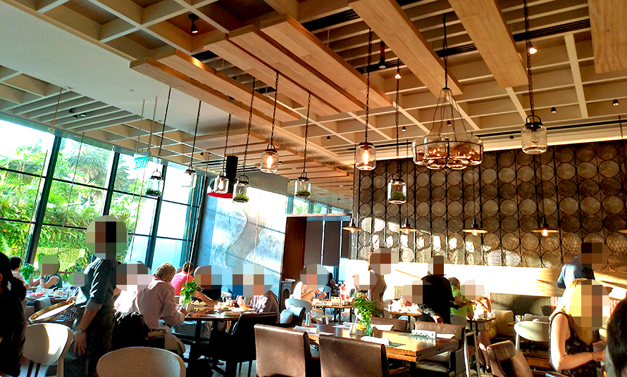 シンガポール マリーナベイサンズ ビュッフェ ADRIFT(アドリフト) おしゃれな店内