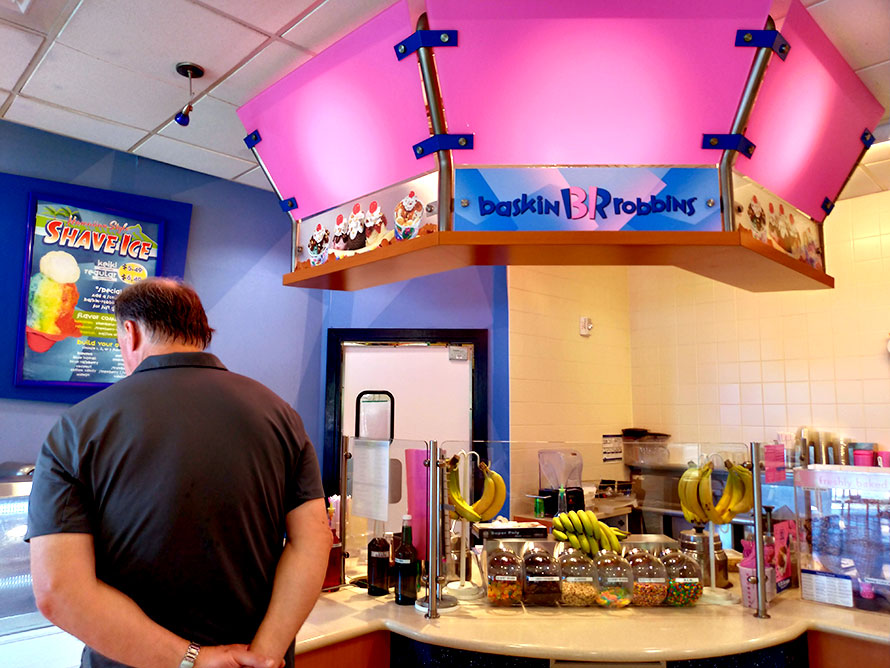 ハワイ ホノルル シェラトンワイキキ バスキンロビンス(サーティワン) 店内