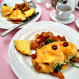 ハワイ × Hau Tree Lanai(ハウツリーラナイ) – エッグベネディクトを食べてみた